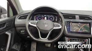Volkswagen Tiguan 2.0 TDI 4 Prestige 2023 года из Южной Кореи