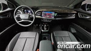 Audi Q4 e-tron 45 2025 года из Южной Кореи