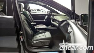 Audi Q4 e-tron 45 2025 года из Южной Кореи