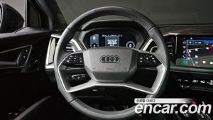 Audi Q4 e-tron 45 2025 года из Южной Кореи