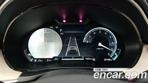 Genesis GV70 2.5T Бензин 2WD 2024 года из Южной Кореи