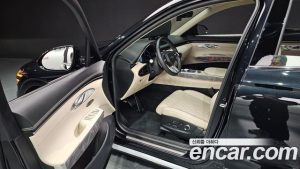 Genesis GV70 2.5T Бензин 2WD 2024 года из Южной Кореи