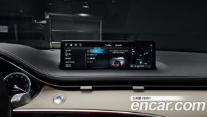 Genesis GV70 2.5T Бензин 2WD 2024 года из Южной Кореи