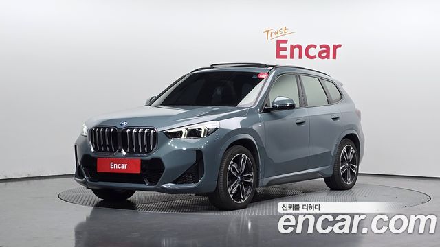 BMW iX1 xDrive 30 M Sport 2023 года из Кореи