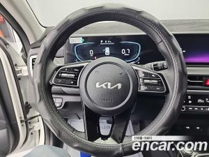 Kia Seltos Бензин 1.6 Turbo 2WD 2024 года из Южной Кореи