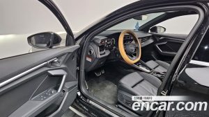 Audi A3 40 TFSI Premium 2025 года из Южной Кореи