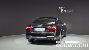Audi A5 40 TFSI 4WD Premium Sportback 2023 года из Южной Кореи