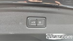 Audi A5 40 TFSI 4WD Premium Sportback 2023 года из Южной Кореи