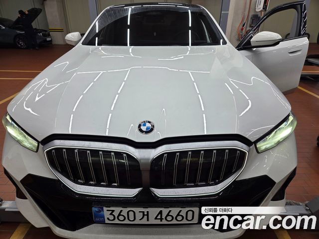 BMW 5-Series 520i M Sport 2026 года из Кореи