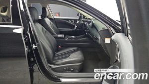 Kia K8 Noblesse Light 2025 года из Южной Кореи