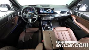 BMW X5 xDrive 40i M Sport 2025 года из Южной Кореи