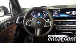 BMW X5 xDrive 40i M Sport 2025 года из Южной Кореи