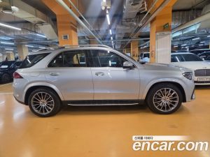Mercedes-Benz GLE-Class GLE450 4MATIC 2025 года из Южной Кореи