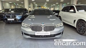 BMW 5-Series 520i Luxury 2023 года из Южной Кореи
