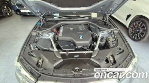 BMW 5-Series 520i Luxury 2023 года из Южной Кореи