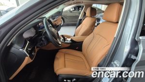 BMW 5-Series 520i Luxury 2023 года из Южной Кореи