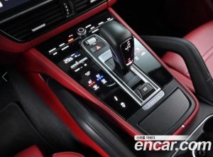 Porsche Cayenne 3.0 Coupe 2022 года из Южной Кореи