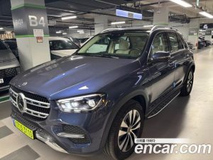 Mercedes-Benz GLE-Class GLE300d 4MATIC 2025 года из Южной Кореи