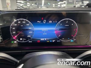 Mercedes-Benz GLE-Class GLE300d 4MATIC 2025 года из Южной Кореи