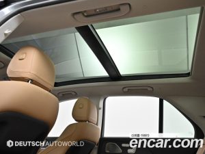 Mercedes-Benz GLE-Class GLE450 4MATIC 2025 года из Южной Кореи