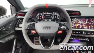 Audi RS3 2.5 TFSI 4WD 2025 года из Южной Кореи