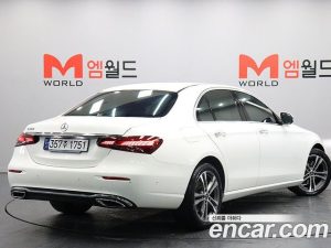 Mercedes-Benz E-Class E250 Avantgarde 2023 года из Южной Кореи