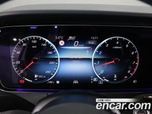 Mercedes-Benz E-Class E250 Avantgarde 2023 года из Южной Кореи