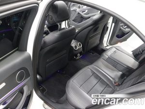 Mercedes-Benz E-Class E250 Avantgarde 2023 года из Южной Кореи