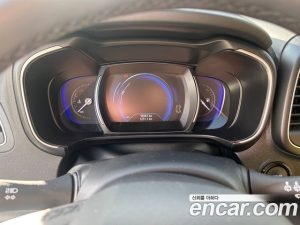 Renault-KoreaSamsung QM6 2.0 LPe RE Signature 2WD 2023 года из Южной Кореи