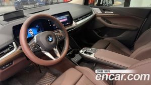 BMW 2-Series 220i Luxury 2025 года из Южной Кореи