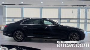 Mercedes-Benz S-Class S580L 4MATIC 2025 года из Южной Кореи
