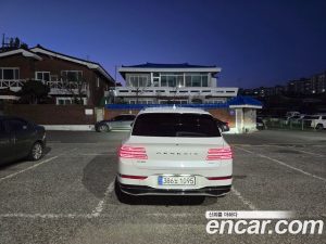 Genesis GV80 2.5T Бензин AWD 2024 года из Южной Кореи