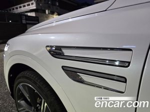 Genesis GV80 2.5T Бензин AWD 2024 года из Южной Кореи