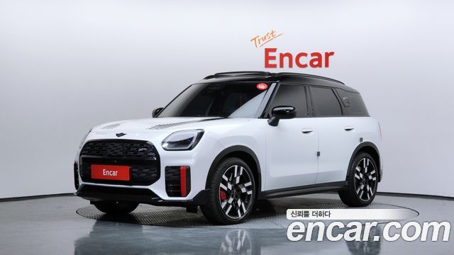Mini Countryman ALL4 JCW 2024 года из Кореи