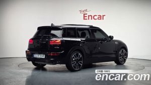 Mini Clubman JCW 2023 года из Южной Кореи