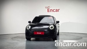 Mini Clubman JCW 2023 года из Южной Кореи