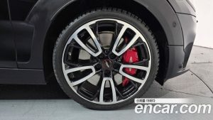 Mini Clubman JCW 2023 года из Южной Кореи