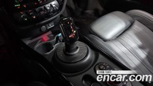 Mini Clubman JCW 2023 года из Южной Кореи