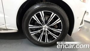 Volvo XC60 B5 Inscription 2022 года из Южной Кореи