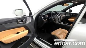 Volvo XC60 B5 Inscription 2022 года из Южной Кореи