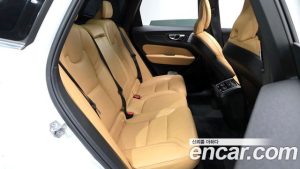 Volvo XC60 B5 Inscription 2022 года из Южной Кореи