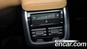 Volvo XC60 B5 Inscription 2022 года из Южной Кореи