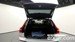 Volvo XC60 B5 Inscription 2022 года из Южной Кореи