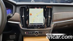 Volvo V90 B6 ULTIMATE AWD 2023 года из Южной Кореи