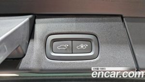 Volvo V90 B6 ULTIMATE AWD 2023 года из Южной Кореи