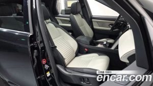 Land Rover Discovery Sport P250 Dynamic SE 2024 года из Южной Кореи