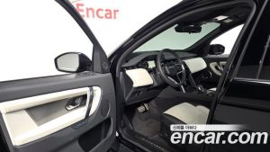 Land Rover Discovery Sport P250 Dynamic SE 2024 года из Южной Кореи