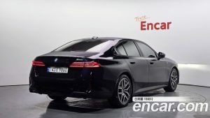 BMW 5-Series 520i M Sport 2024 года из Южной Кореи