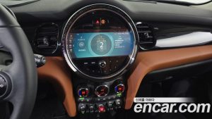Mini Cooper 5Door CLASSIC 2023 года из Южной Кореи