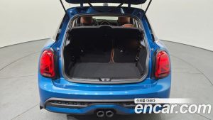 Mini Cooper 5Door CLASSIC 2023 года из Южной Кореи